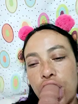 Snapshot of sarayulith chatting on 01.18.26 sarayulith online show from 01.18.26