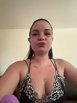 Snapshot of Biana_Fernan chatting on 06.13.26 Biana Fernan online show from 06.13.26
