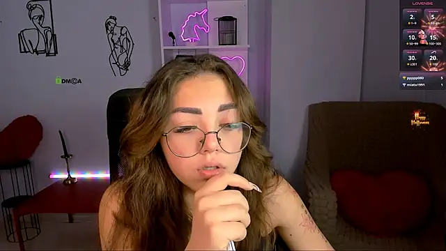 kiki swan online show from 11.07.25