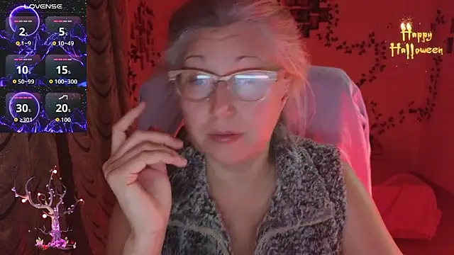 Wane Witch online show from 10.30.25