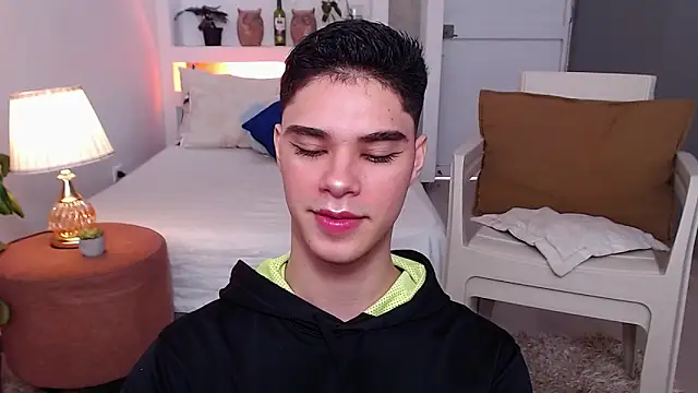 juanes puthee online show from 11.15.25