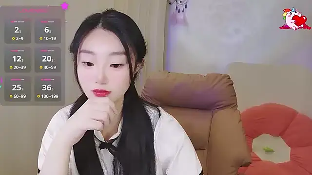 Snapshot of shaovu chatting on 10.23.25 shaovu online show from 10.23.25