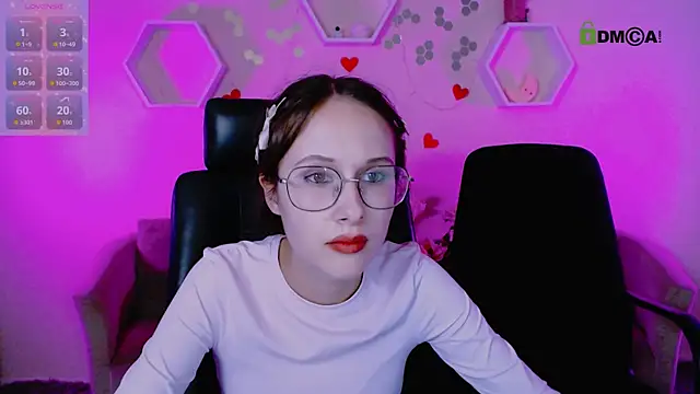 mona cloud online show from 10.11.25