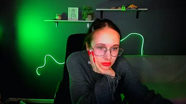 mona cloud online show from 10.16.25