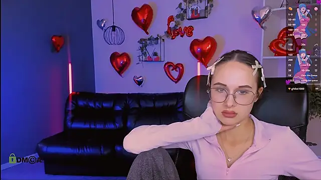 Snapshot of mona_cloud chatting on 02.28.26 mona cloud online show from 02.28.26