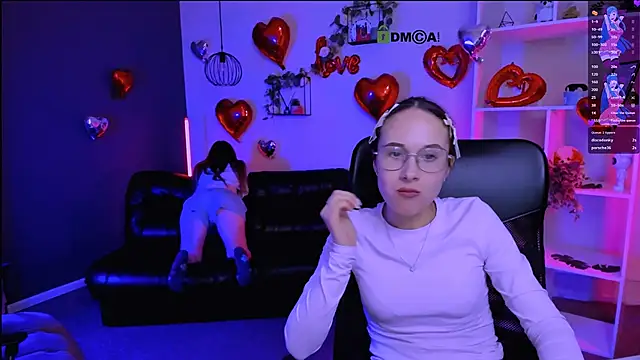 Snapshot of mona_cloud chatting on 03.10.26 mona cloud online show from 03.10.26