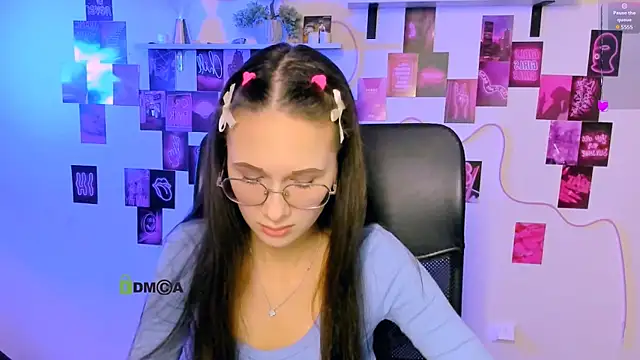 mona cloud online show from 04.29.26