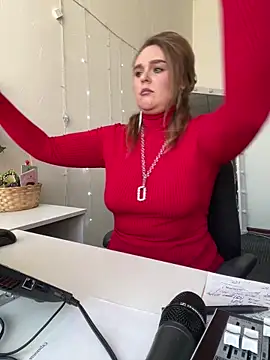 Juicy PeachLux online show from 03.09.25