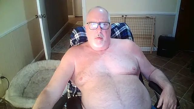 superbearboss online show from 10.21.25