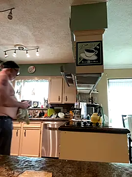 superbearboss online show from 11.26.25