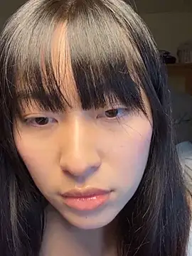 Snapshot of 214Jun chatting on 11.17.25 214Jun online show from 11.17.25