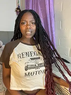 Snapshot of Kennya__ chatting on 10.03.25 Kennya online show from 10.03.25