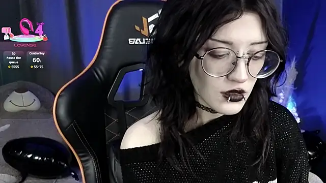 Setsunai  online show from 03.18.25