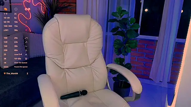 Snapshot of beautifulchleo chatting on 03.20.25 beautifulchleo online show from 03.20.25