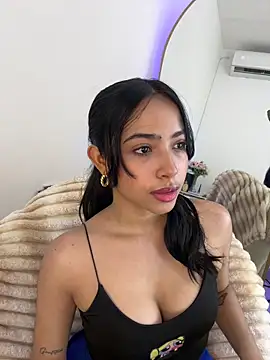  Emily Thompson  online show from 02.28.26