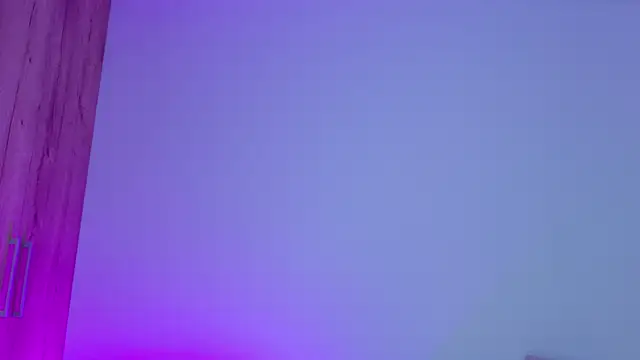 isahilton1 online show from 02.07.26