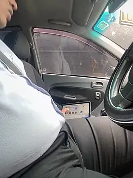 dam-her-boy online show from 10.27.25