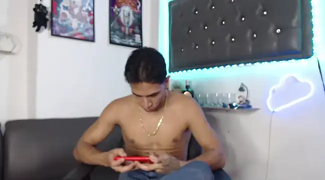 Monkey uchiha777 online show from 03.11.25