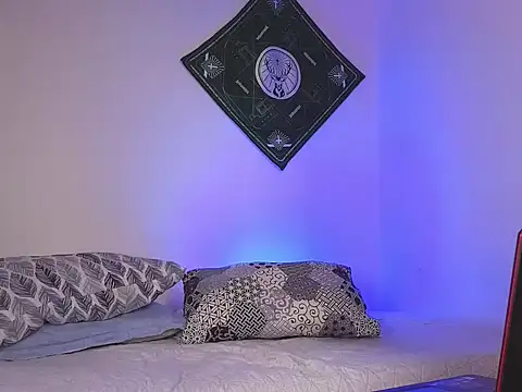 samevansx  online show from 11.11.25