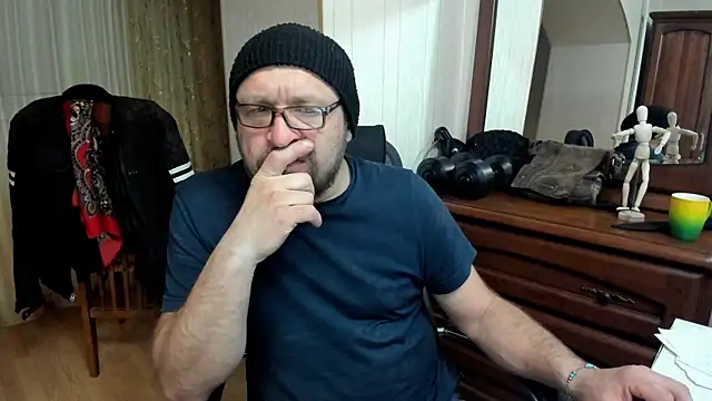 Grandor M online show from 03.15.25