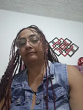 AlessandraLeroy online show from 03.21.26