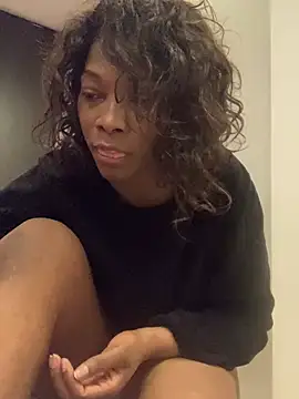 Nahomy gree online show from 03.15.25