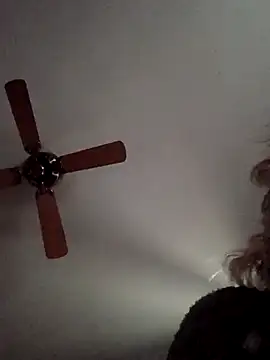 KITTYBOOBOOFUXX online show from 10.12.25