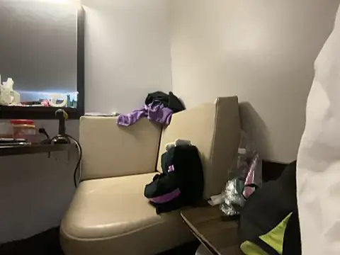 Snapshot of KITTYBOOBOOFUXX chatting on 02.26.26 KITTYBOOBOOFUXX online show from 02.26.26