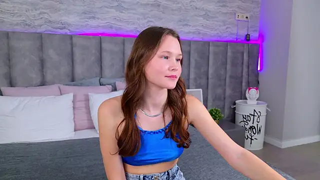 AmeliRoyse online show from 03.07.25