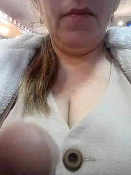 Luna-nevada online show from 03.19.25