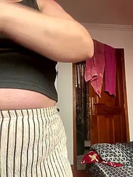 Luna-nevada online show from 11.25.25