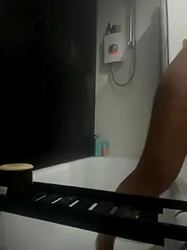 Snapshot of Sienna_Royale chatting on 11.26.25 Sienna Royale online show from 11.26.25