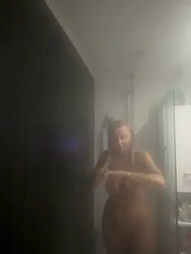 Snapshot of Sienna_Royale chatting on 11.27.25 Sienna Royale online show from 11.27.25