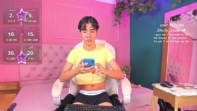 Snapshot of SHADY_STONE chatting on 10.09.25 SHADY STONE online show from 10.09.25