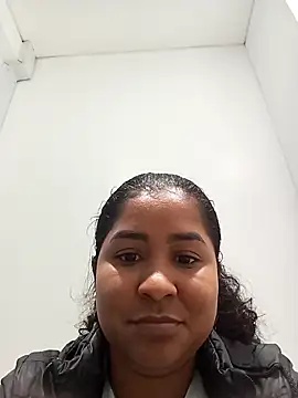 Snapshot of Paula6Colombia chatting on 03.07.25 Paula6Colombia online show from 03.07.25