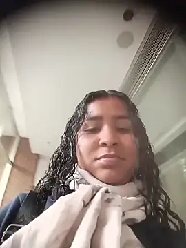 Snapshot of Paula6Colombia chatting on 11.15.25 Paula6Colombia online show from 11.15.25