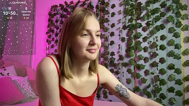  Vikky Moon  online show from 09.10.25