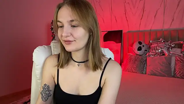  Vikky Moon  online show from 11.11.25