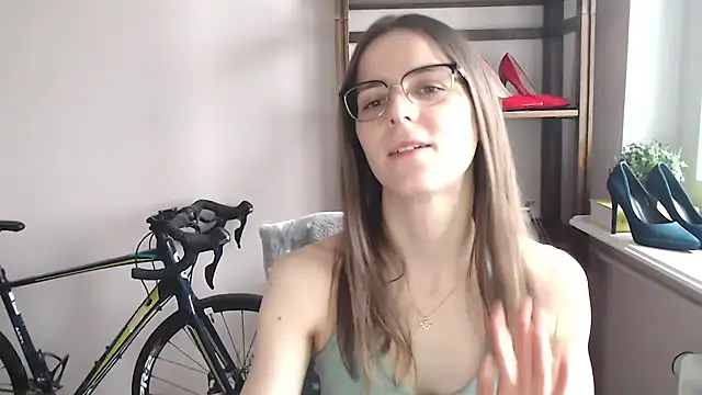 love megi online show from 02.24.26