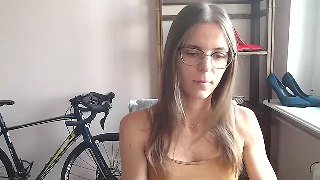 love megi online show from 03.28.26