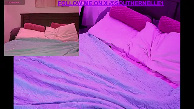 Snapshot of SouthernElle1 chatting on 10.03.25 SouthernElle1 online show from 10.03.25