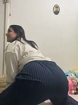 roldanmary online show from 10.22.25