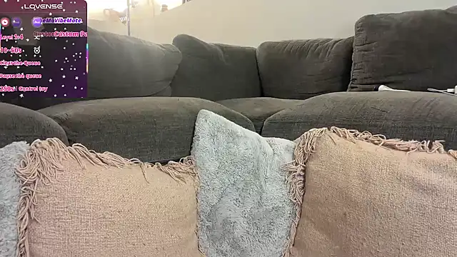 krystenxox online show from 10.17.25