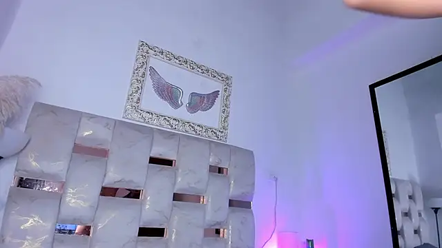 Lola Blondie online show from 02.11.26