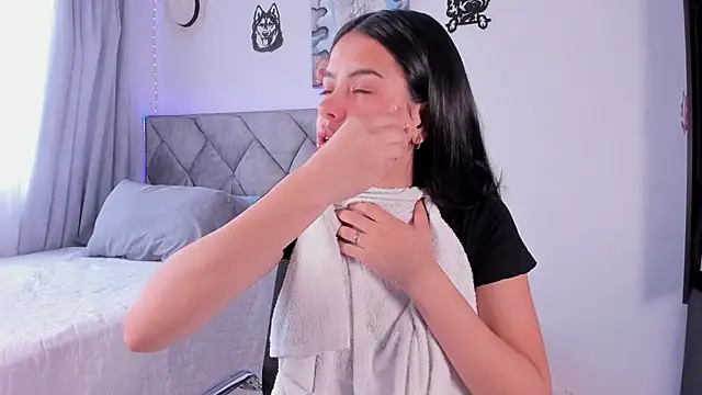 Snapshot of Bear-Mel chatting on 09.16.25 Bear-Mel online show from 09.16.25