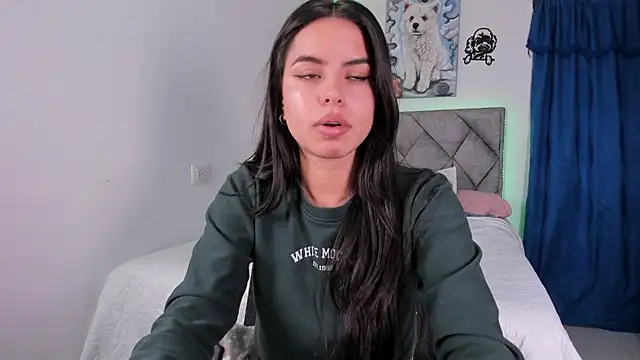 Snapshot of Bear-Mel chatting on 10.06.25 Bear-Mel online show from 10.06.25