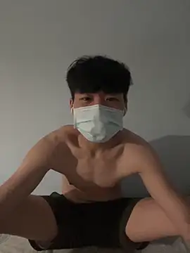 Snapshot of chipboo chatting on 11.15.25 chipboo online show from 11.15.25