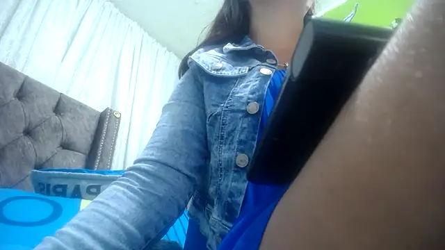 ANA-BULLOCK- online show from 10.04.25