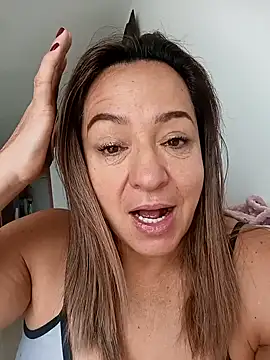 weet Evans    online show from 10.17.25