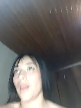 Snapshot of Zoebreastmilk2 chatting on 03.18.25 Zoebreastmilk2 online show from 03.18.25